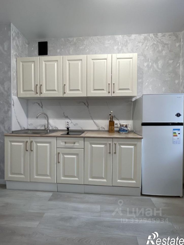 1-комн квартира ул Анны Ахматовой, 1,  д. 1