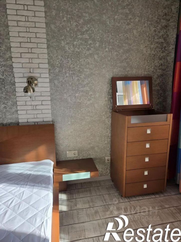2-комн квартира улица Марины Цветаевой, 5,  д. 5